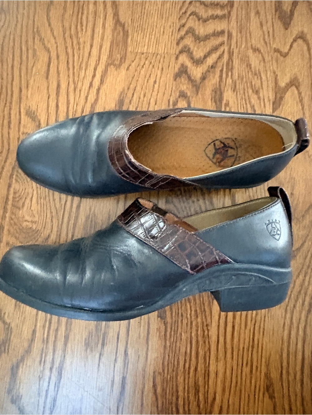ARIAT Black Leather Closed-Back Sport Clog - Size 8.5